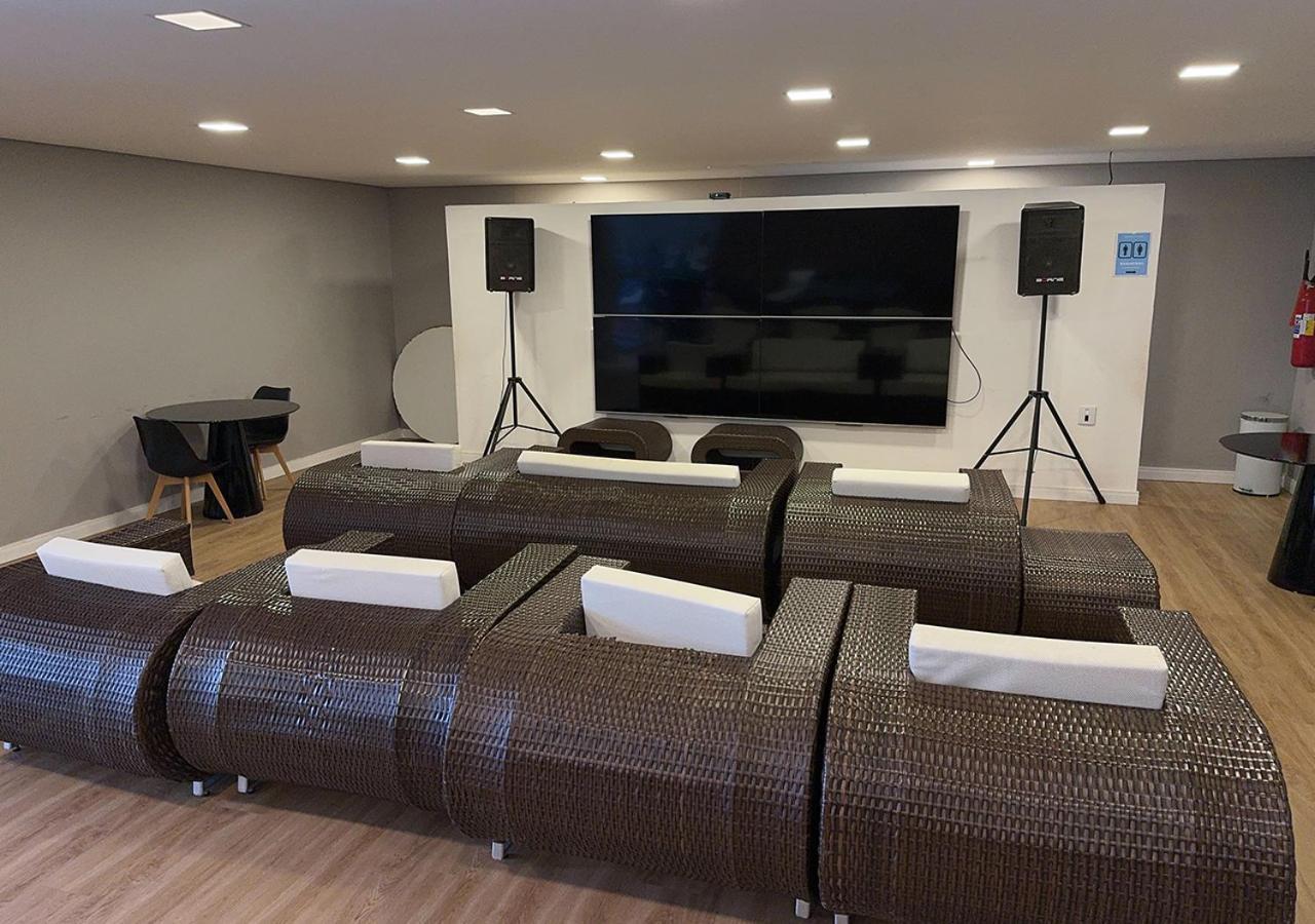 Wembley Inn Hotel أوباتوبا المظهر الخارجي الصورة