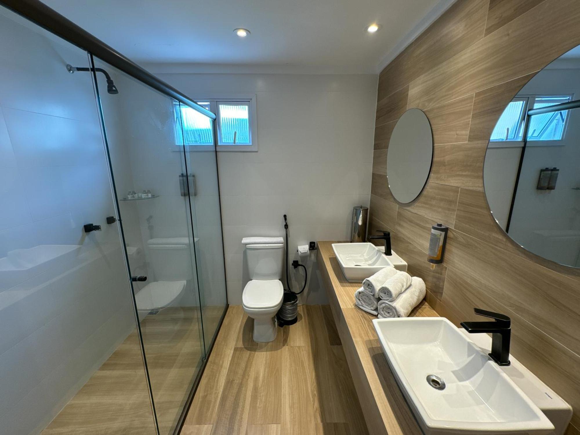 Wembley Inn Hotel أوباتوبا المظهر الخارجي الصورة